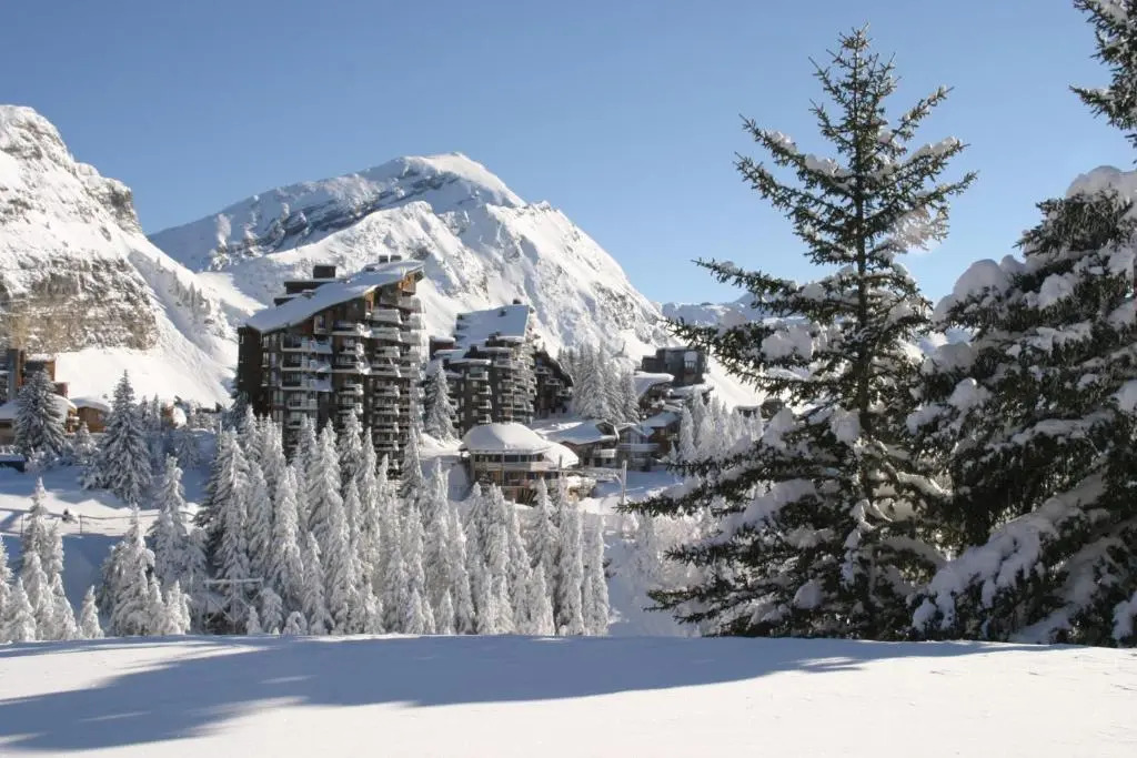 Stylish modern apartment for 4 by Avoriaz Chalets