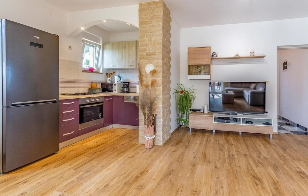 Amazing Home in Marcana With Wifi and 4 Bedrooms