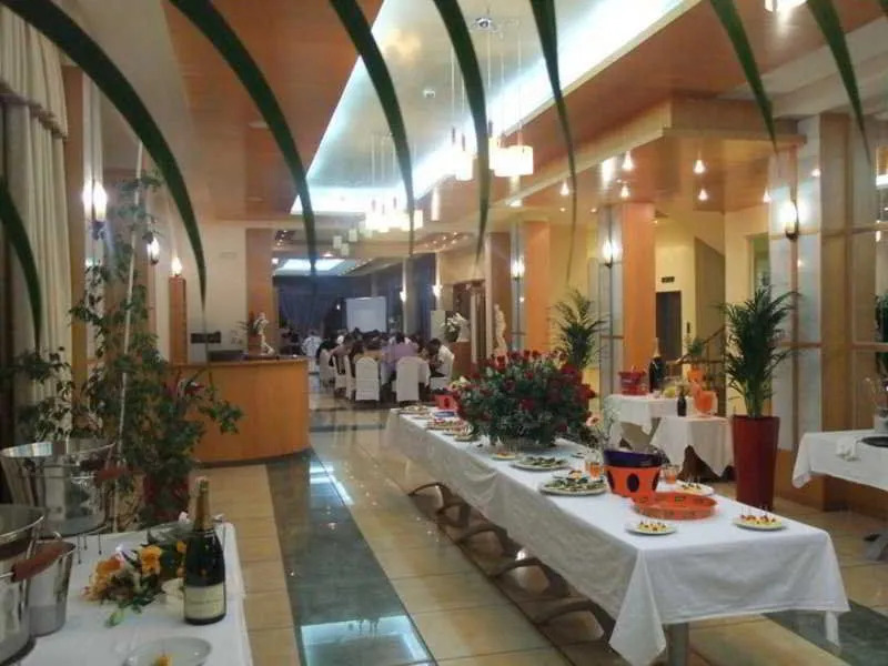 Paradise Beach Hotel