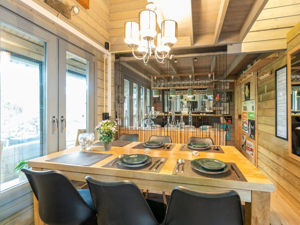 Modern chalet in Wilhelminadorp with private terrace