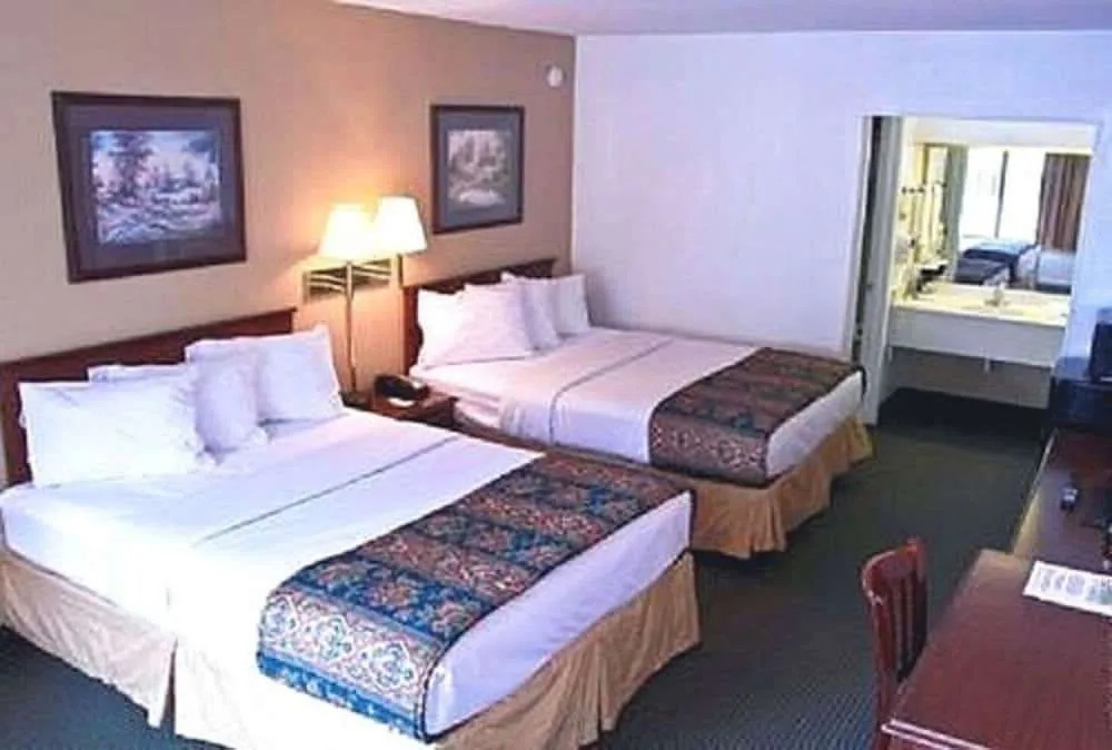 Ramada Inn