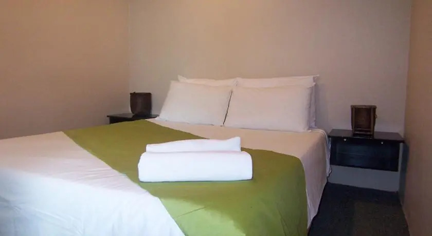 Grand Pinnacles Kuching Lodge