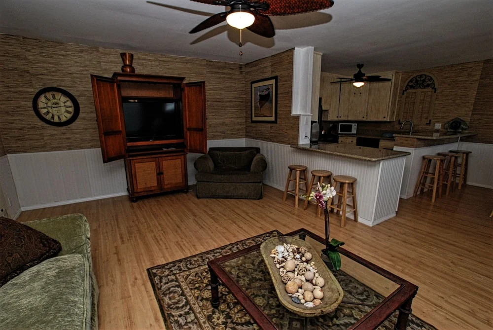 W Balboa 1 (68257) - 4 Br townhouse by RedAwning