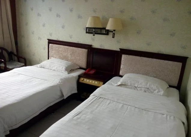 Xushui Yunfeng Inn