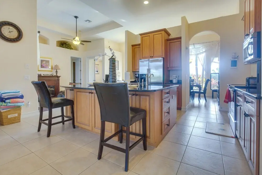 Upscale Marco Island Villa w/ Outdoor Bar + Pool