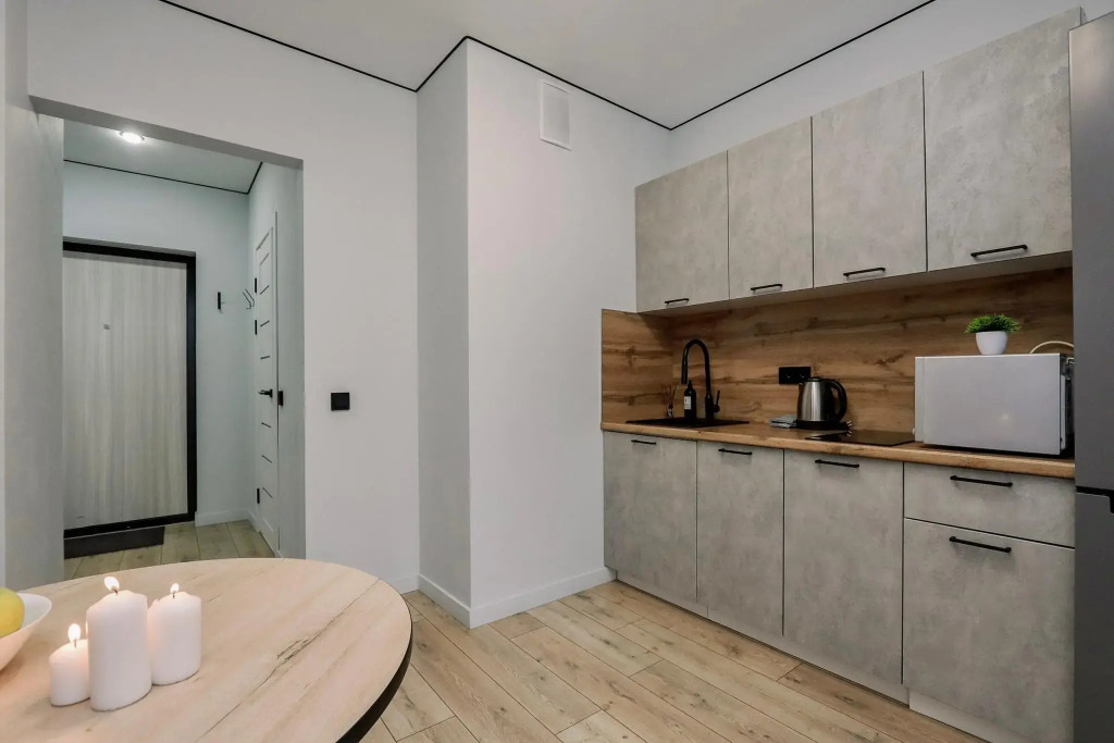 Privi House на 40 лет победы 89