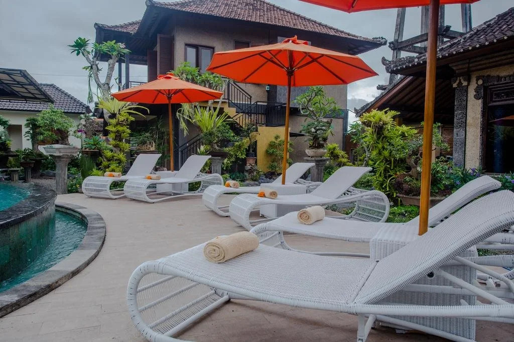Capung Cottages