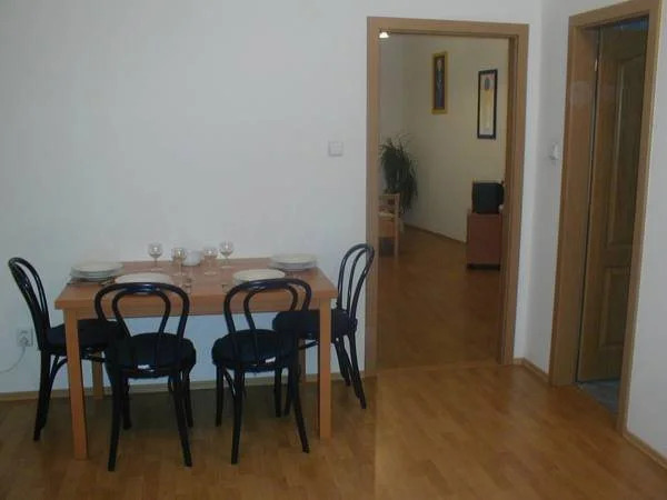 Navratilova Apartments