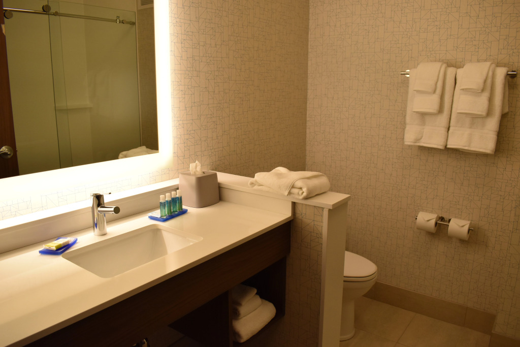Holiday Inn Express & Suites - Boston South - Randolph by IHG
