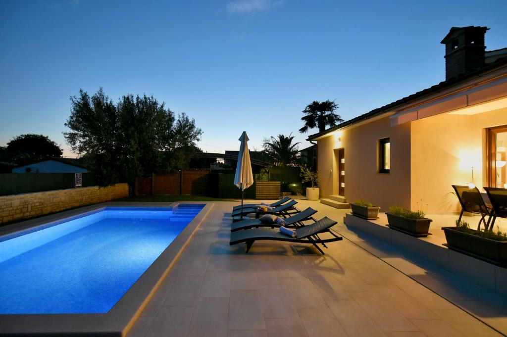 House Vedran 1125