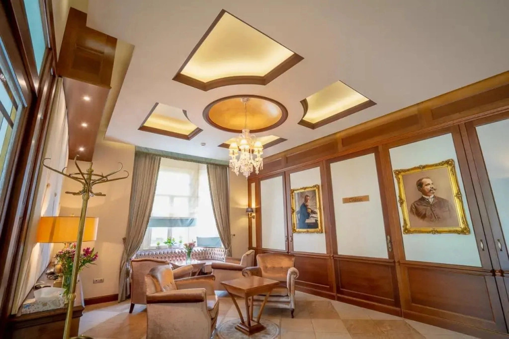 Thanhoffer Villa