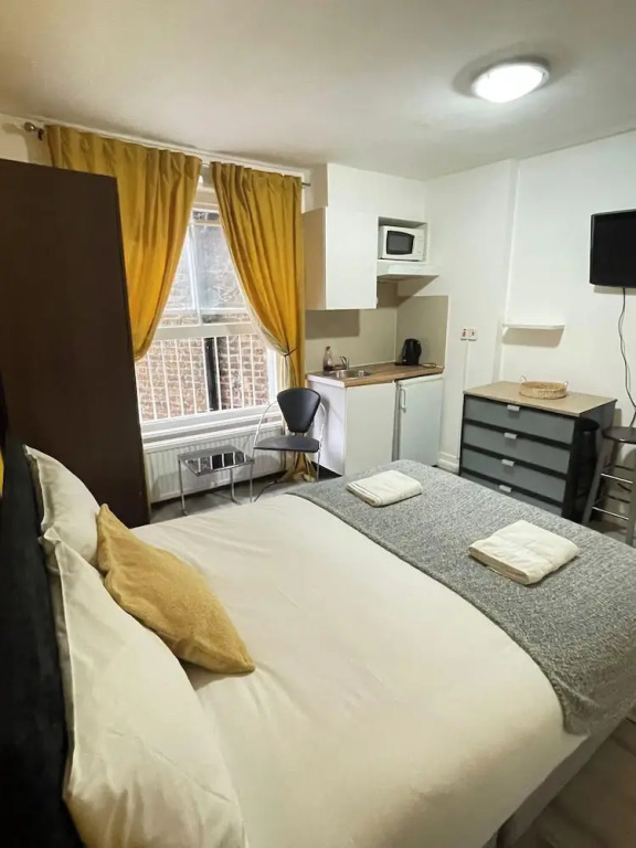 Studio Sleeps 2 With Internet Access