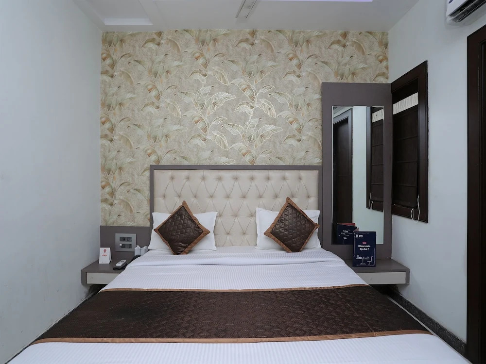 OYO 15485 Hotel Vaishnavi Heritage Inn