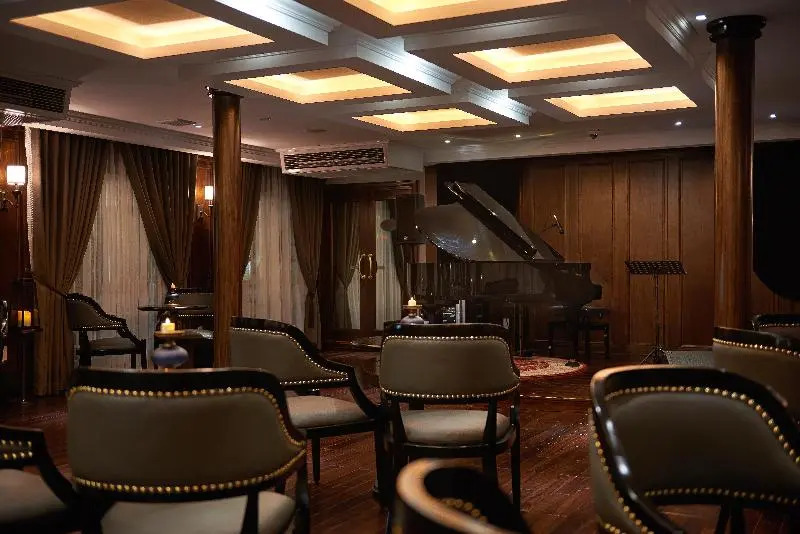 Indochine Cruise Lan Ha Bay