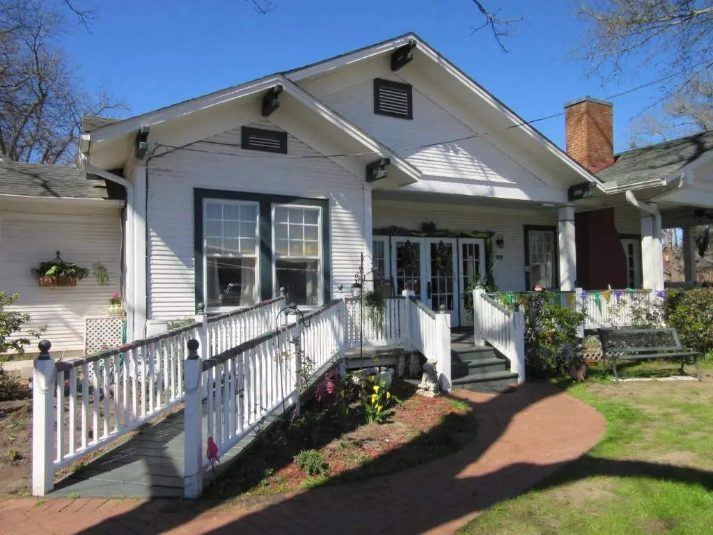 The Carriage House