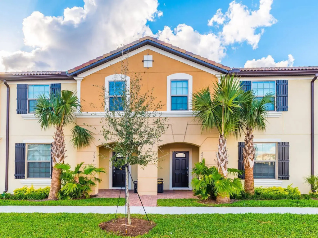 Beautiful Windsor Villa