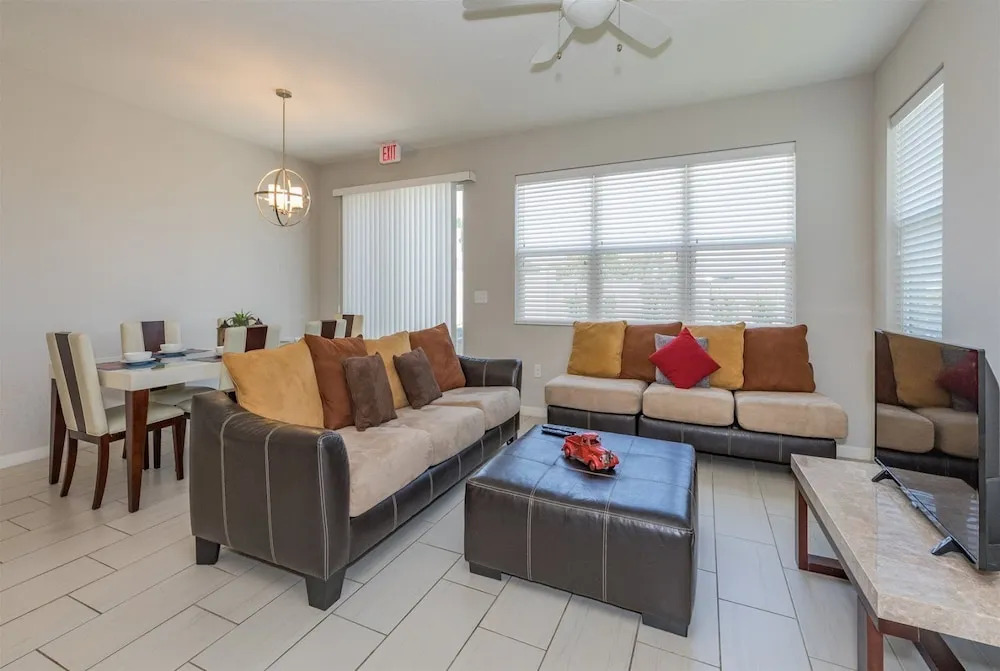 Compass_bay_5141