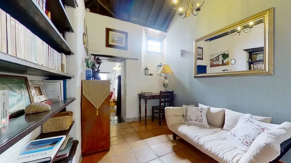 Remarkable 4-Bed Villa