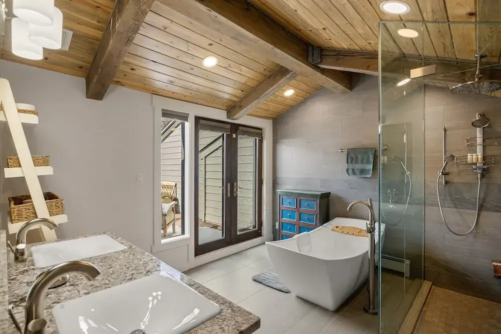 Central Aspen Condo Walk to Gondola & Ruby Park - LC5