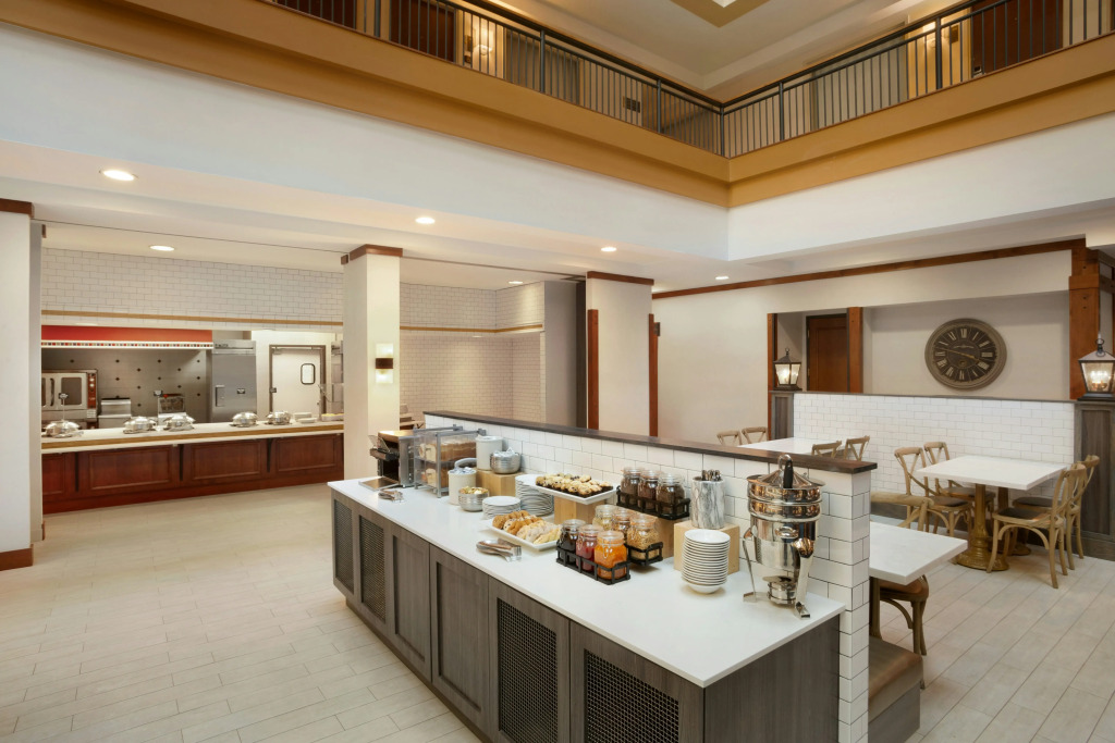 Embassy Suites by Hilton Denver International Airport