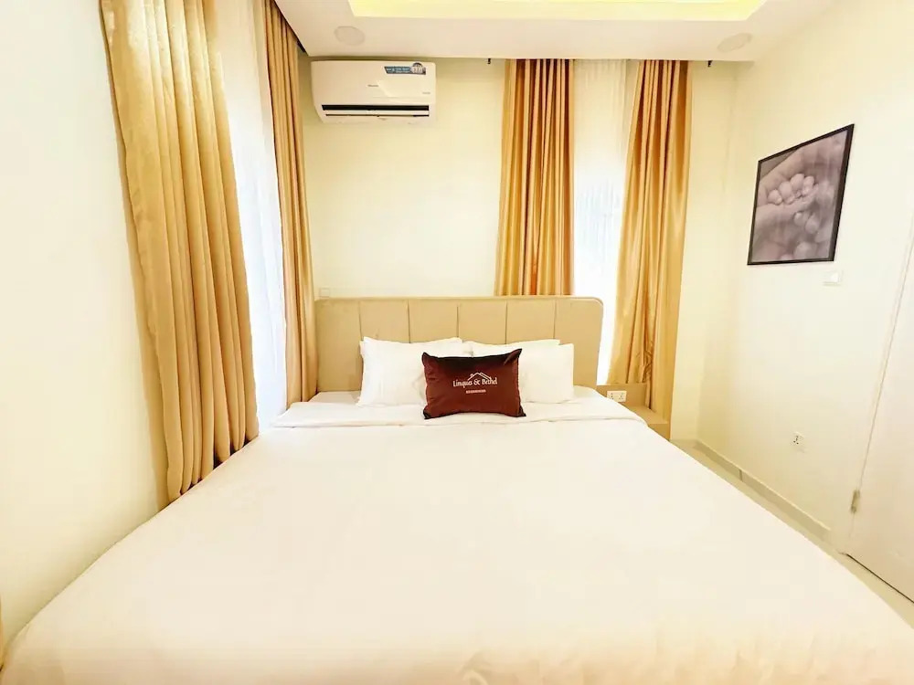 LinQues & Bethel Residences