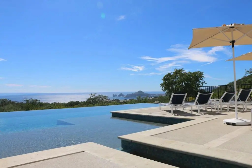 Beautiful apartment with the best view to the Arch! Solaria D 203