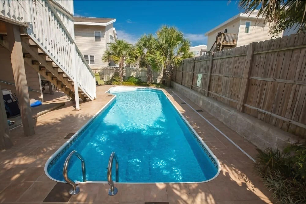 William B. Virginia Beach - 6 Br Home
