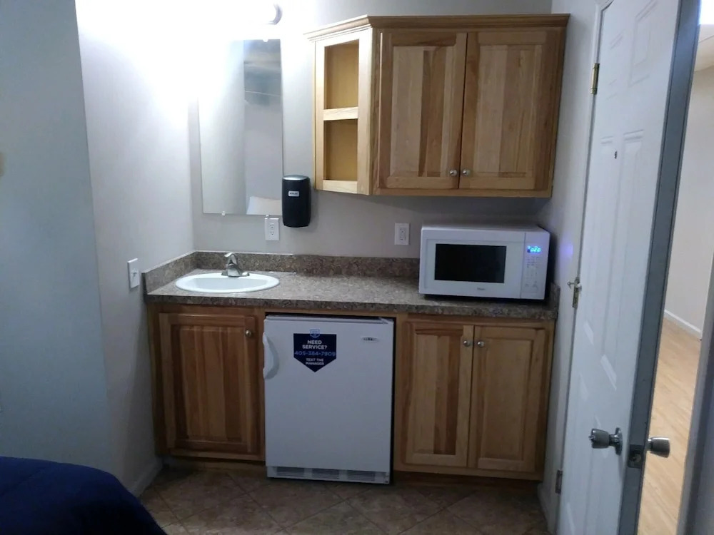 Target Hospitality-El Reno Lodge