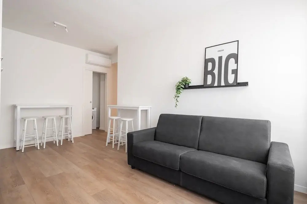 Carducci Modern Apartment 1 by Wonderful Italy