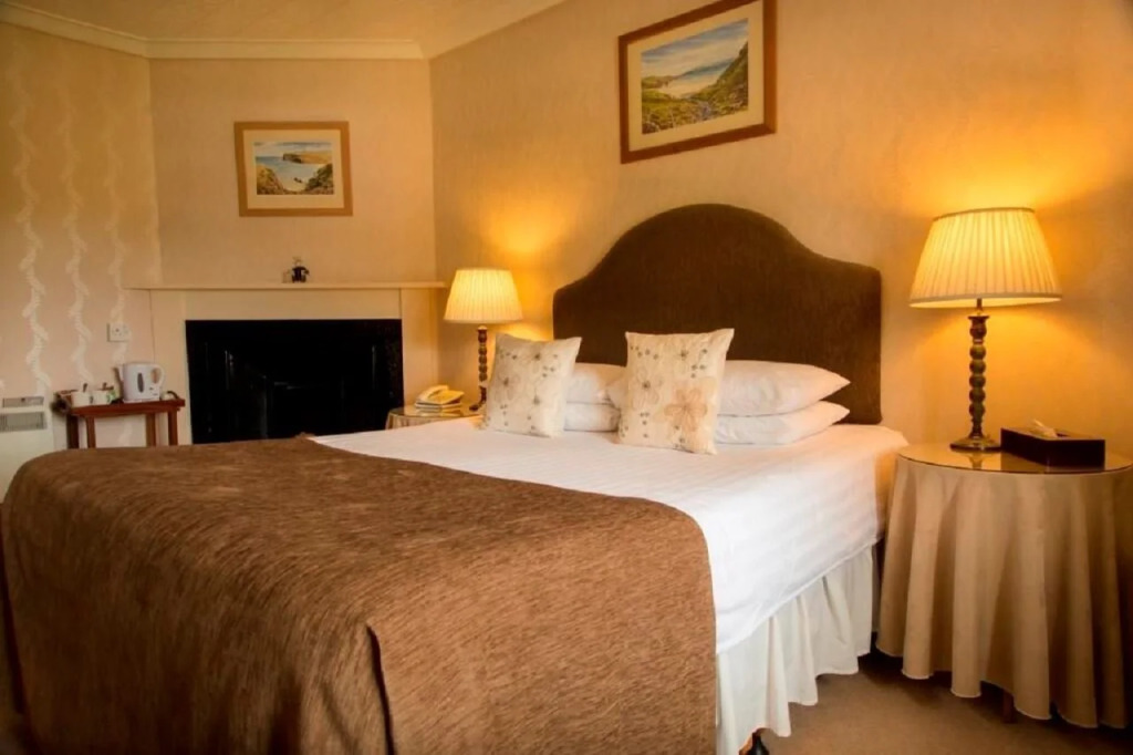 The Tongue Hotel, by Highland Coast Hotels
