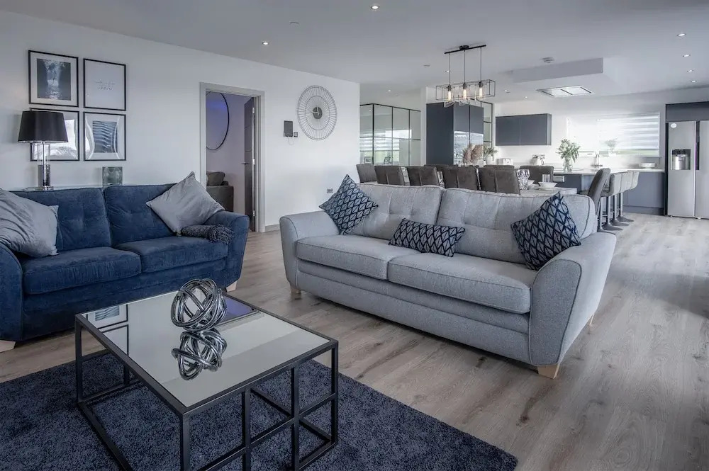 Sunrise - 5 Bedroom Home - Pendine