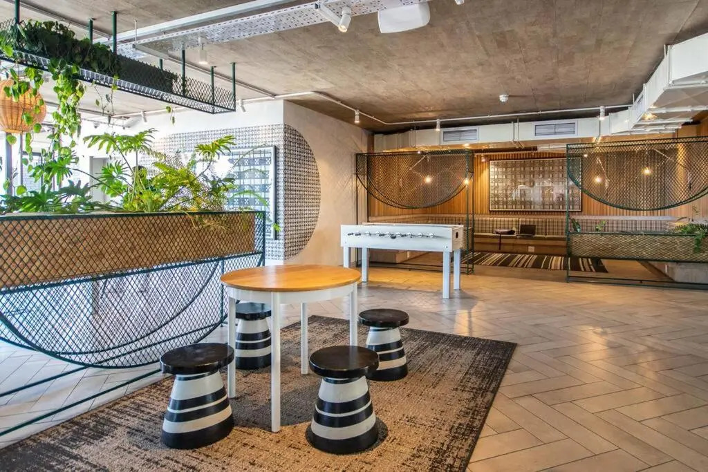 502 Wex1 Gorgeous Funky Apartment
