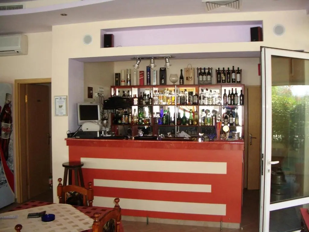 Tomi Family Apartments