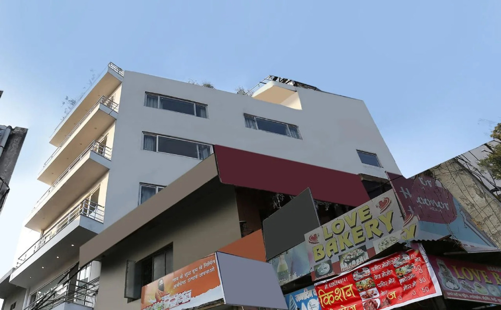 Hotel Pine By OYO Rooms