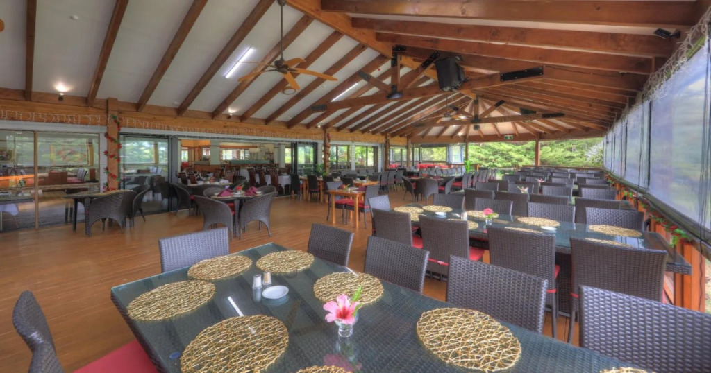 Paradise Hotel & Resort