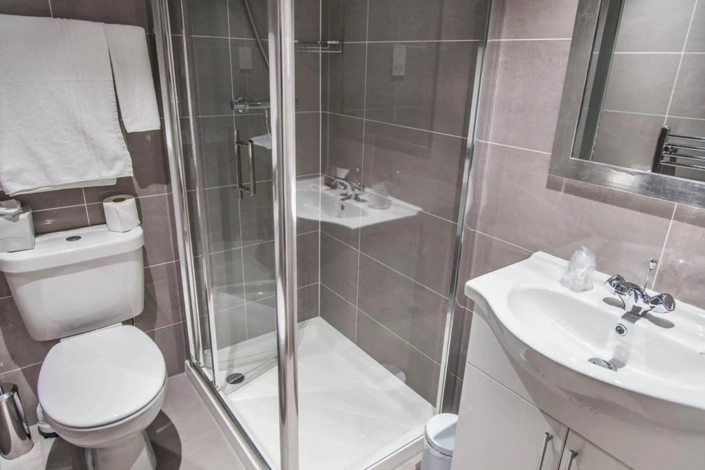 Kensington Gardens Hotel