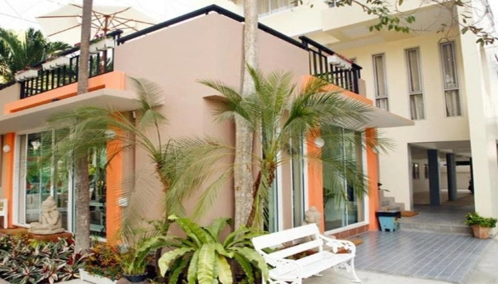 Serene Bangkok Bed and Breakfast