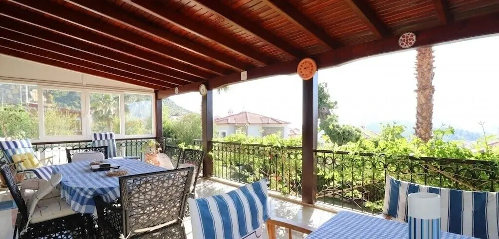 Villa FT07 by JoyLettings