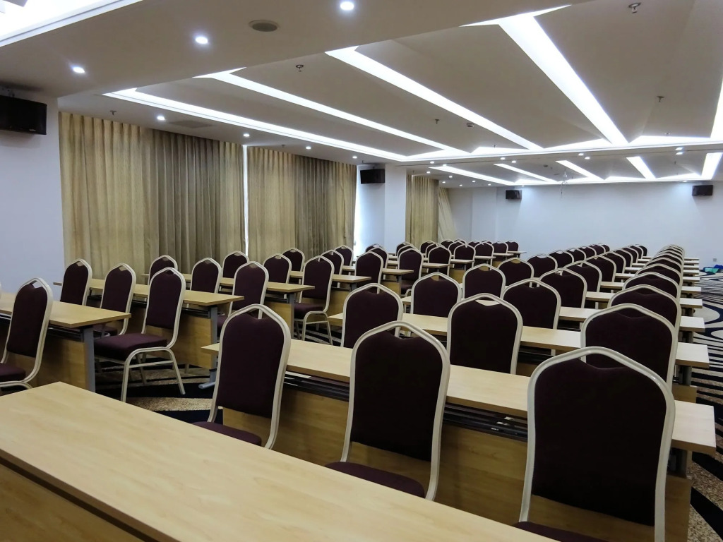 Holiday Villa Hotel & Residence Shanghai Jiading