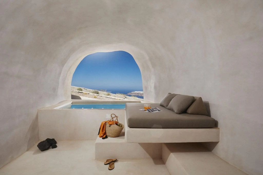 Divine Boutique Cave Experience