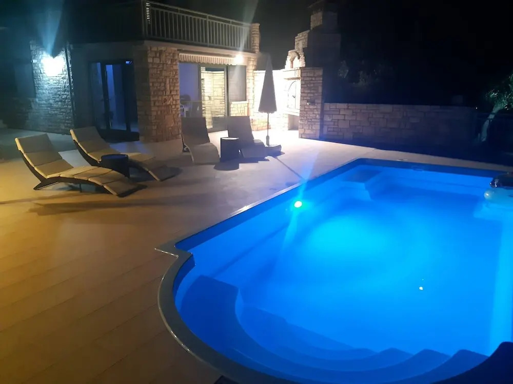 Villa With the Pool Near Vela Luka