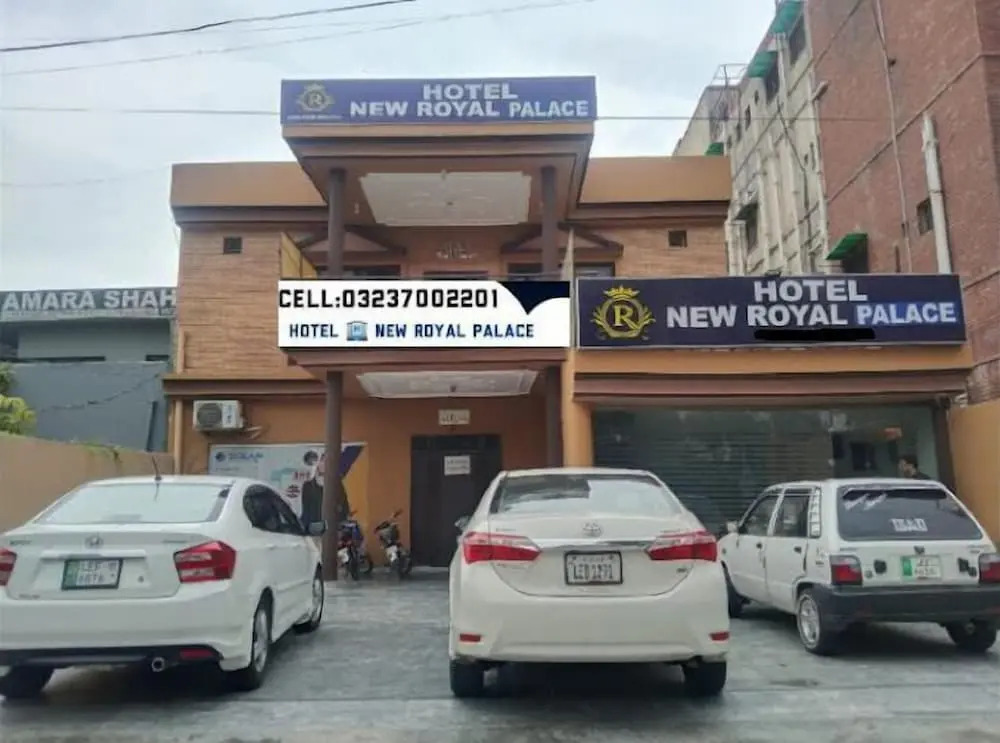 Hotel new royal palace
