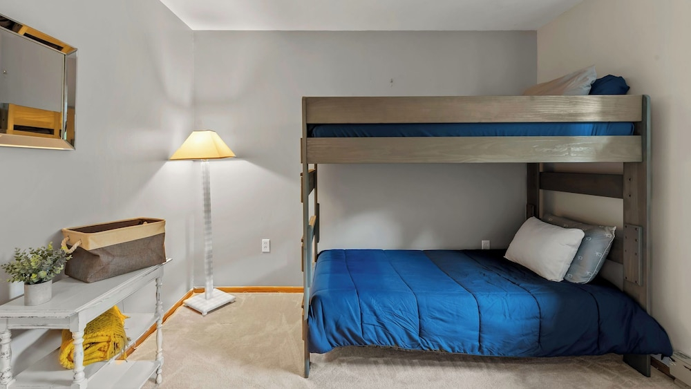 Hidden Bear by Avantstay A+ Central Location