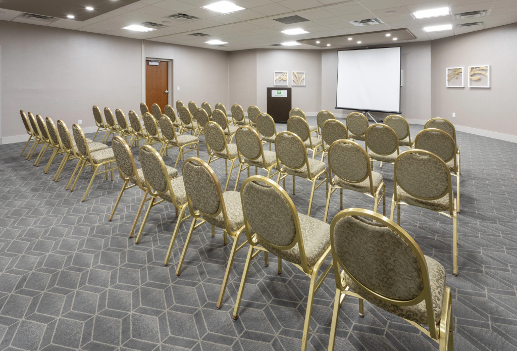 Holiday Inn Marquette by IHG