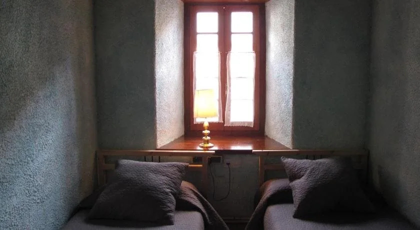 Hostal Plaza Garós