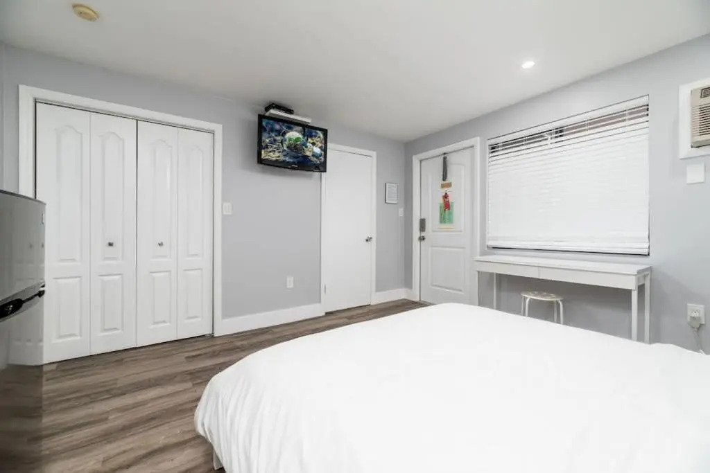 Shell on the Beach 105 - RENOVATED