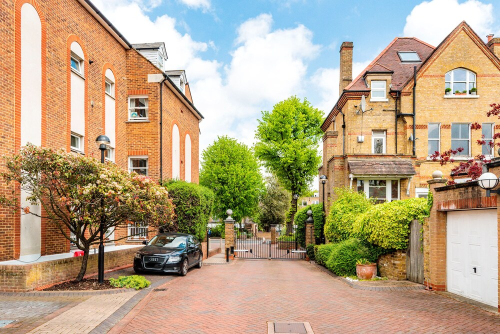 Putney Perfection