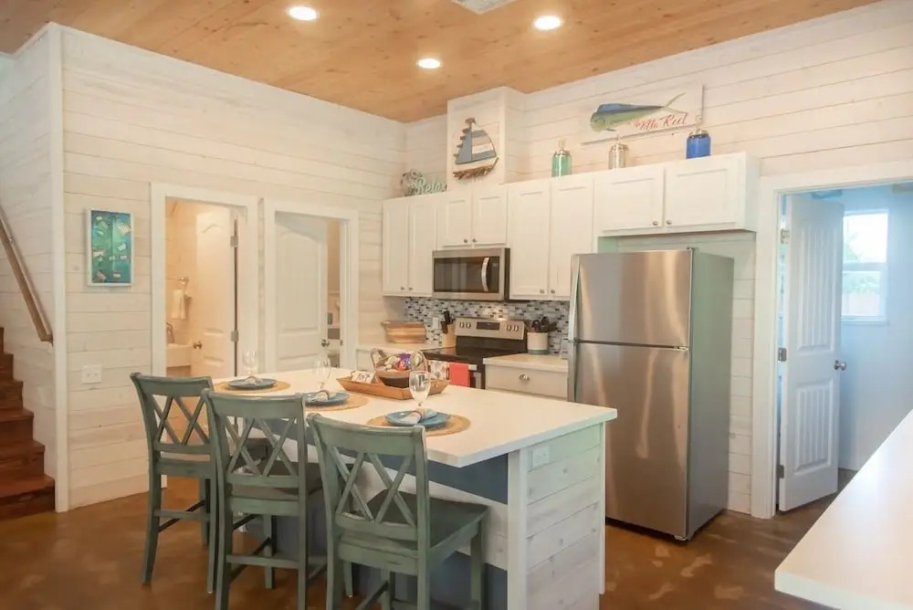 The Villa Reel 4 Bedrooms 4.5 Bathrooms Home