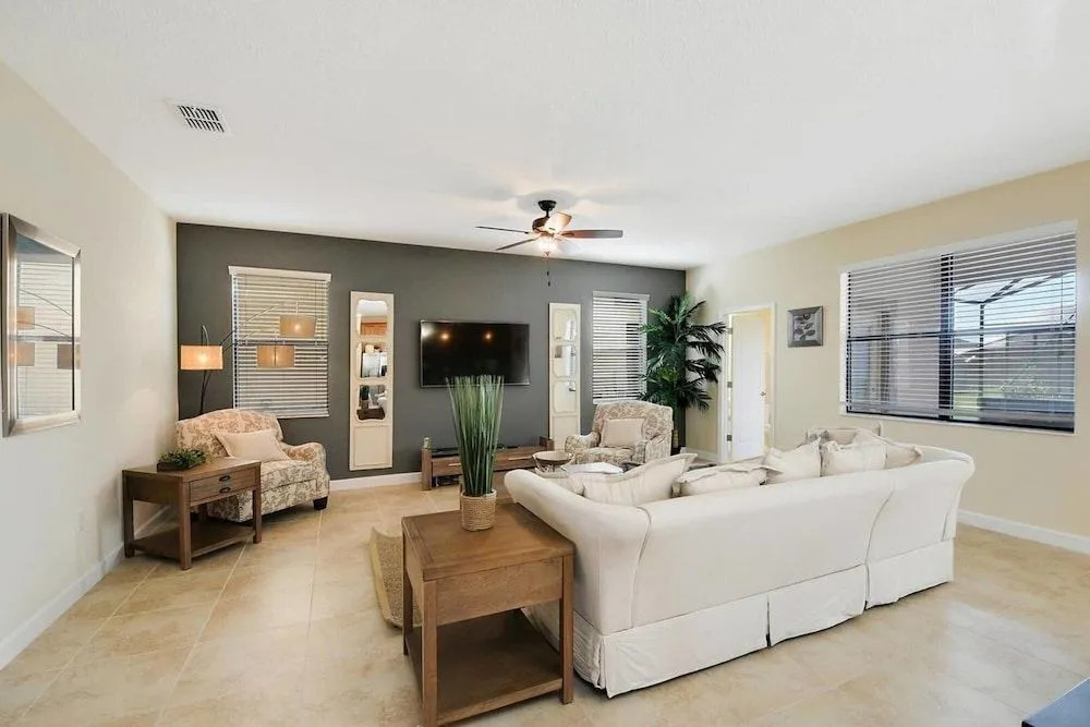 Modern House In Champions Gate With Private Pool