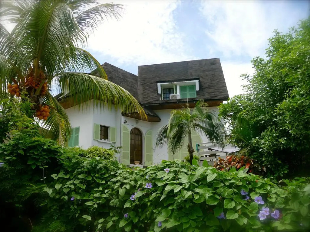 Villa Mango's